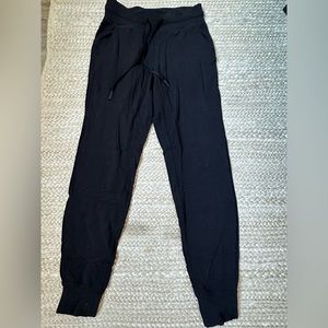 LULULEMON JOGGERS